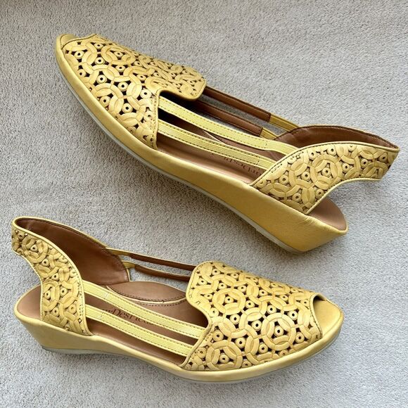 L’amour Des Pieds Bainya Gold Mustard Yellow Leather Wedge Heel Sandal Women 8.5 - Picture 3 of 16